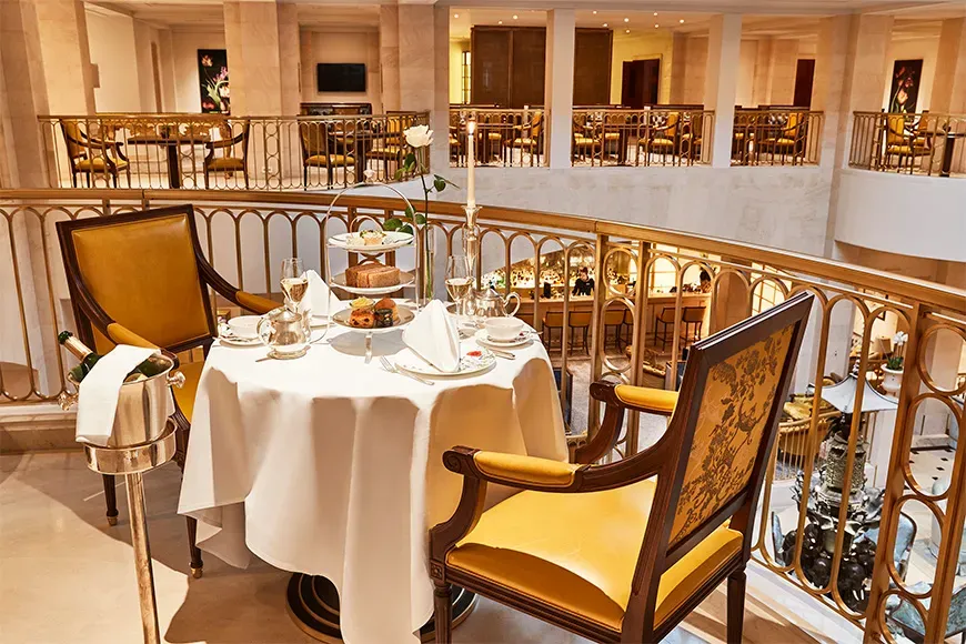 Hotel adlon kempinski afternoon tea.